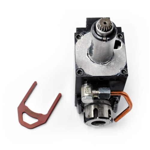 Oprawka radialna prawa napędzana VDI30 DIN5480 SUTER ER25 z zew. chłodzeniem